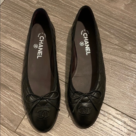 Chanel Ballet Flats NEW IN BOX